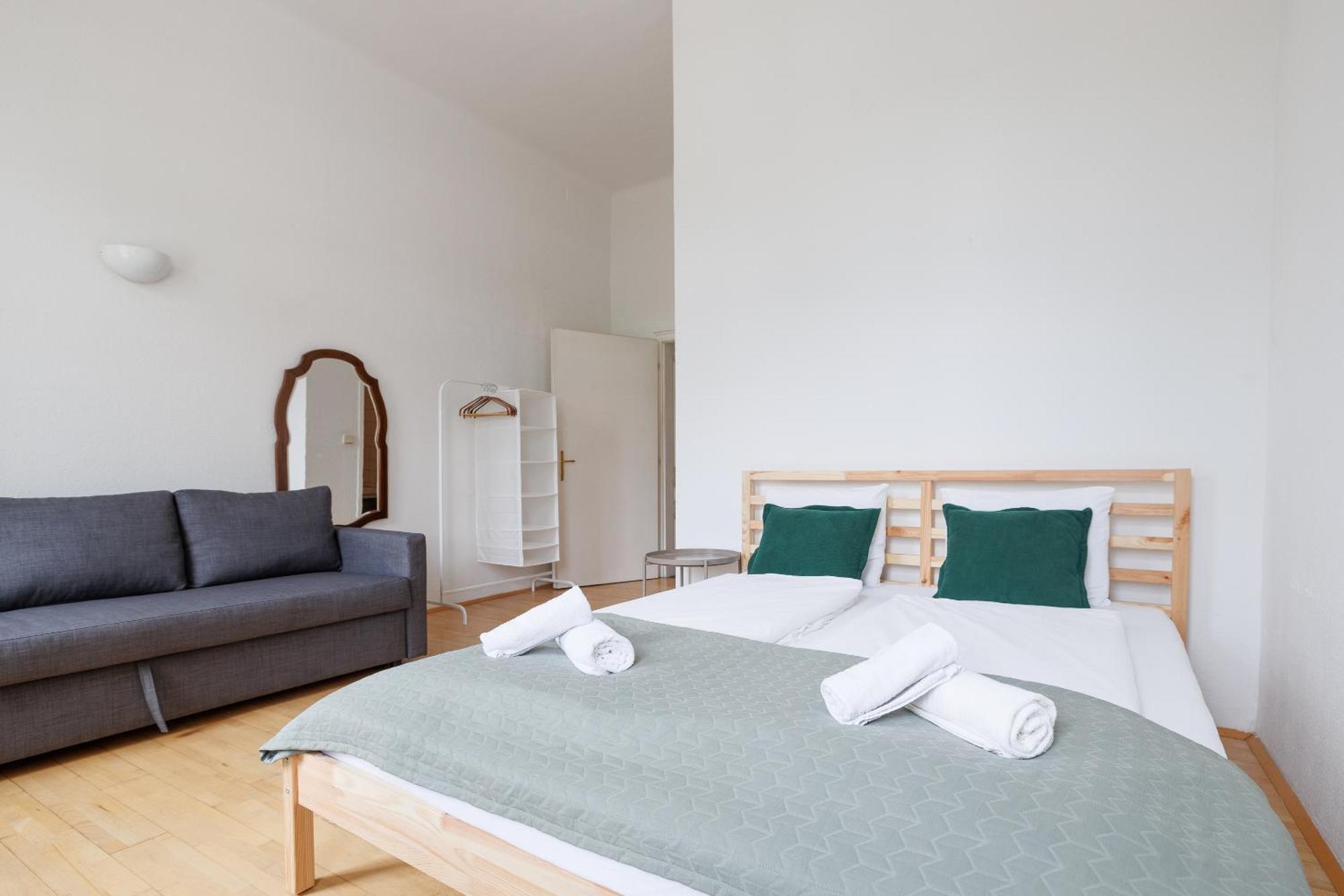 Urban Vienna Living - 18Th District Aparthotel Buitenkant foto