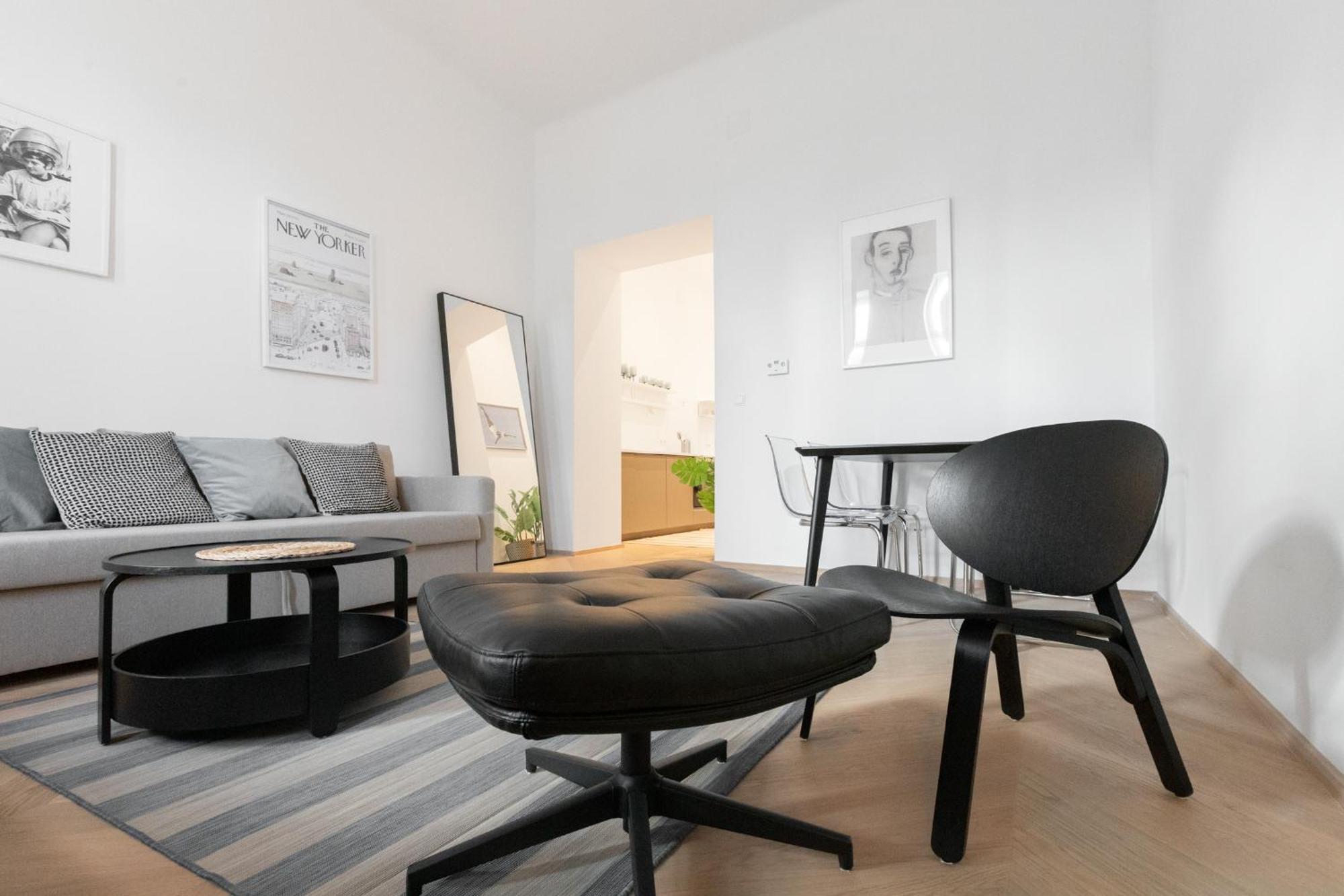 Urban Vienna Living - 18Th District Aparthotel Buitenkant foto