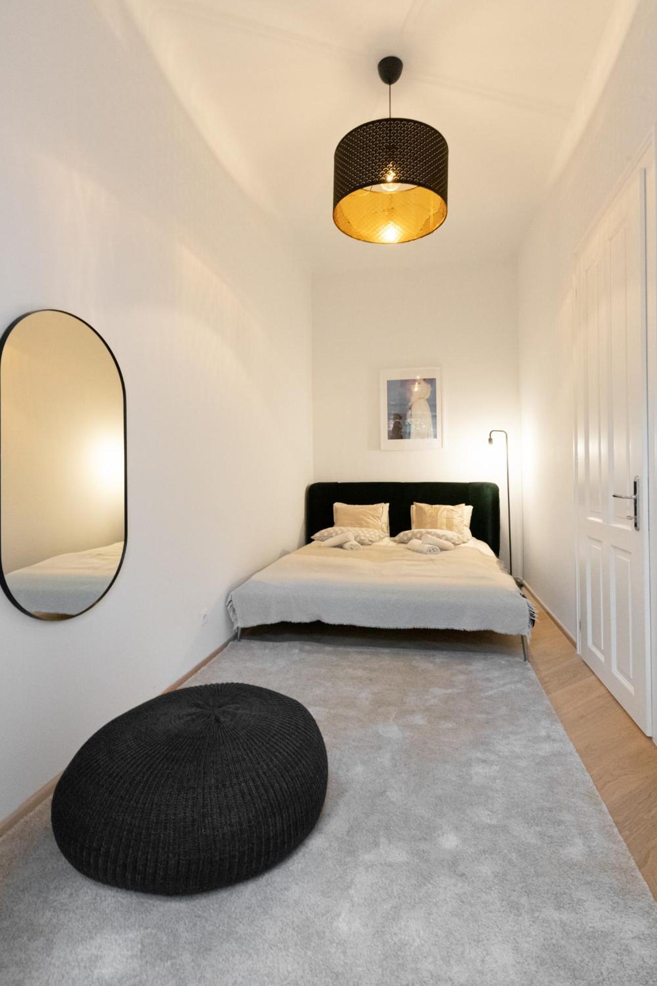 Urban Vienna Living - 18Th District Aparthotel Buitenkant foto